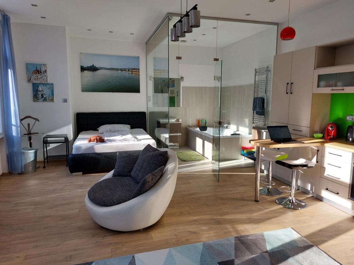Sunny Studio At The Castle Budapest Extérieur photo
